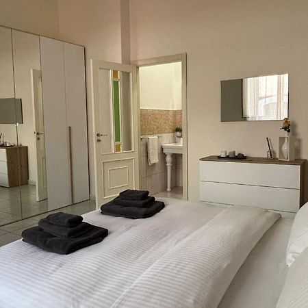 A Casa Di Maria Apartment Катания Екстериор снимка