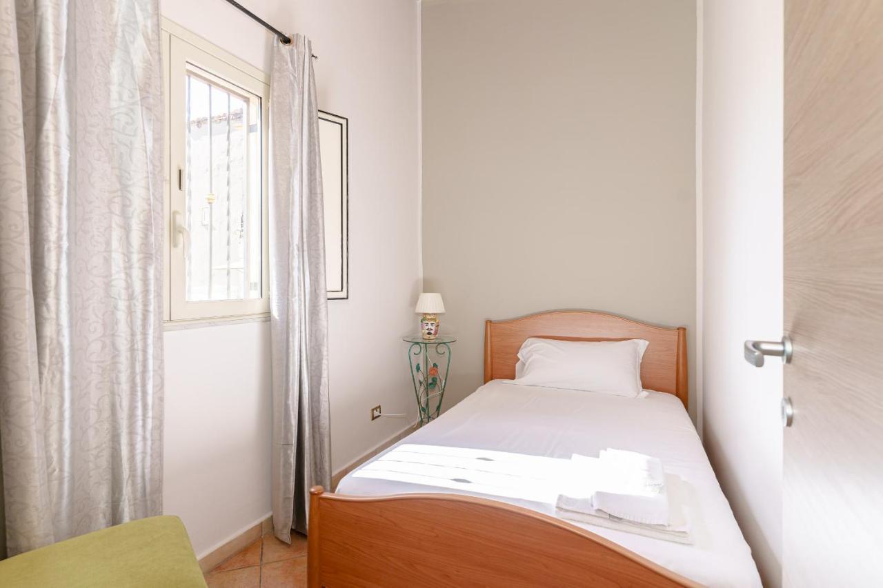 A Casa Di Maria Apartment Катания Екстериор снимка